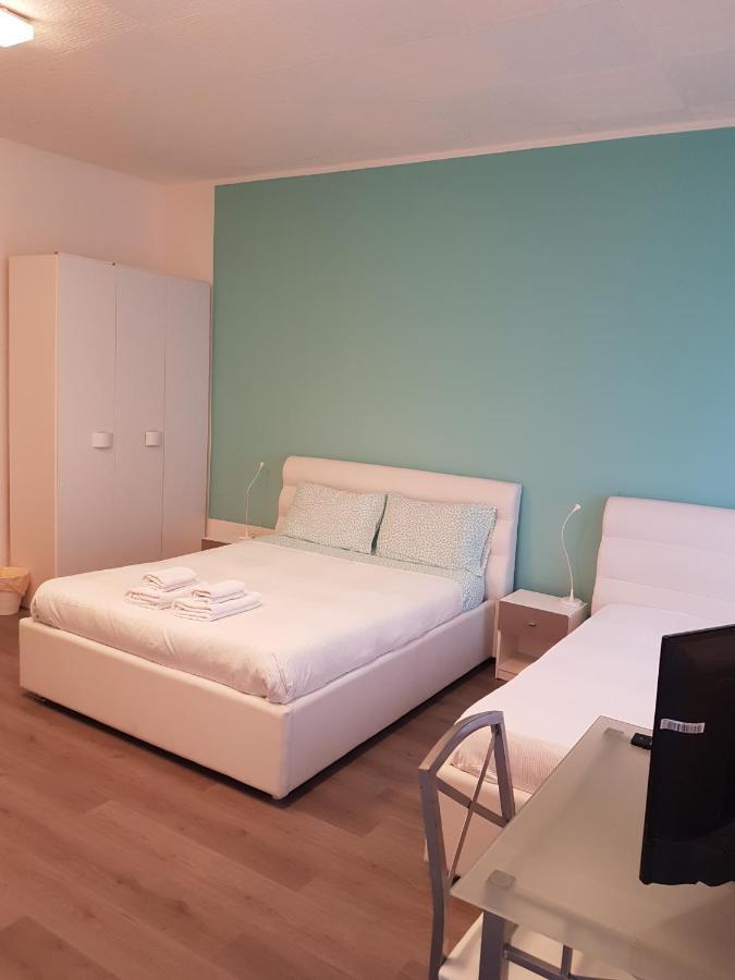 B&B Porto Vecchio Rooms - Stazione Centrale Τεργέστη Εξωτερικό φωτογραφία