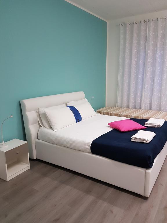 B&B Porto Vecchio Rooms - Stazione Centrale Τεργέστη Εξωτερικό φωτογραφία