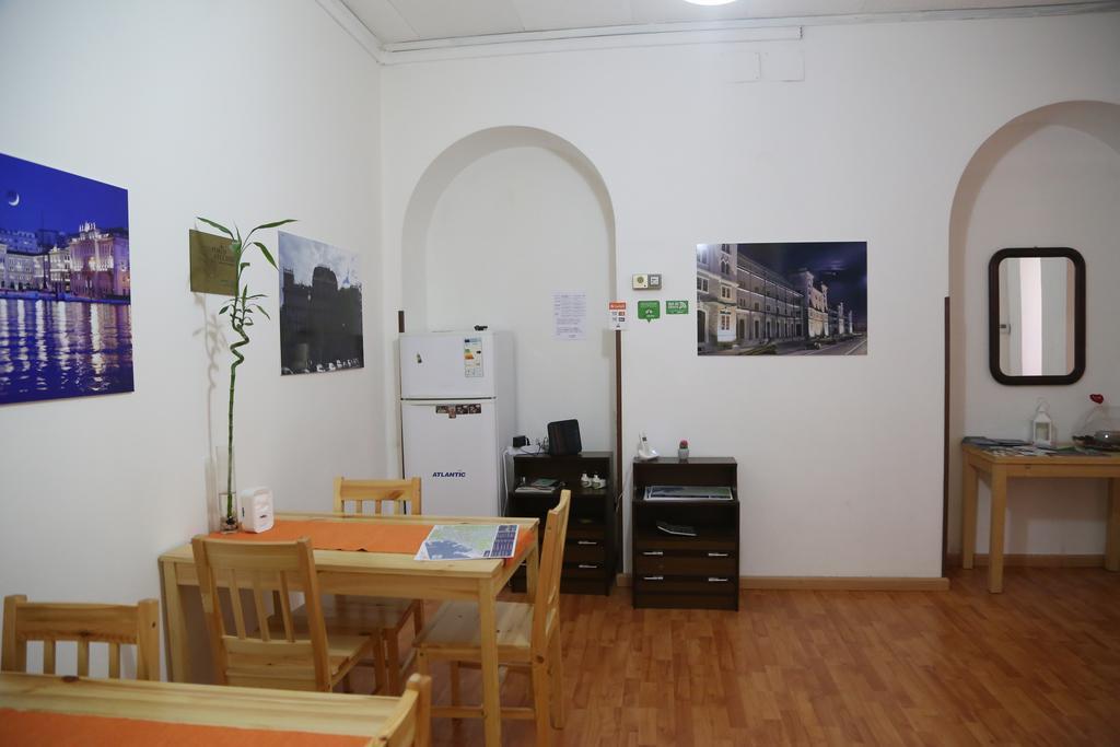 B&B Porto Vecchio Rooms - Stazione Centrale Τεργέστη Εξωτερικό φωτογραφία